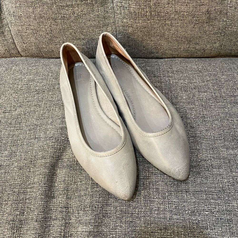 Frye Regina Pointed Toe Gray Leather Ballet Flats Women’s Size 9